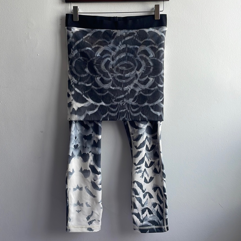 Lululemon Yin To You Skirted Leggings Pretty Plume Angel Wing Black High Rise